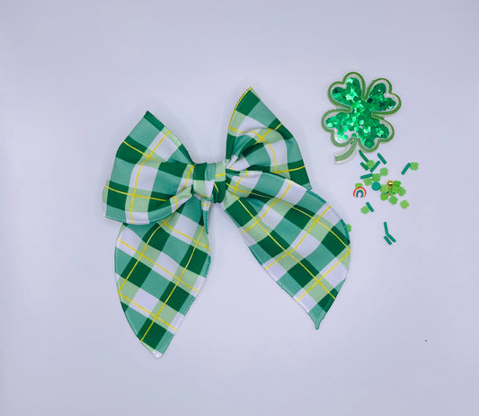 Green plaid Brinley bow