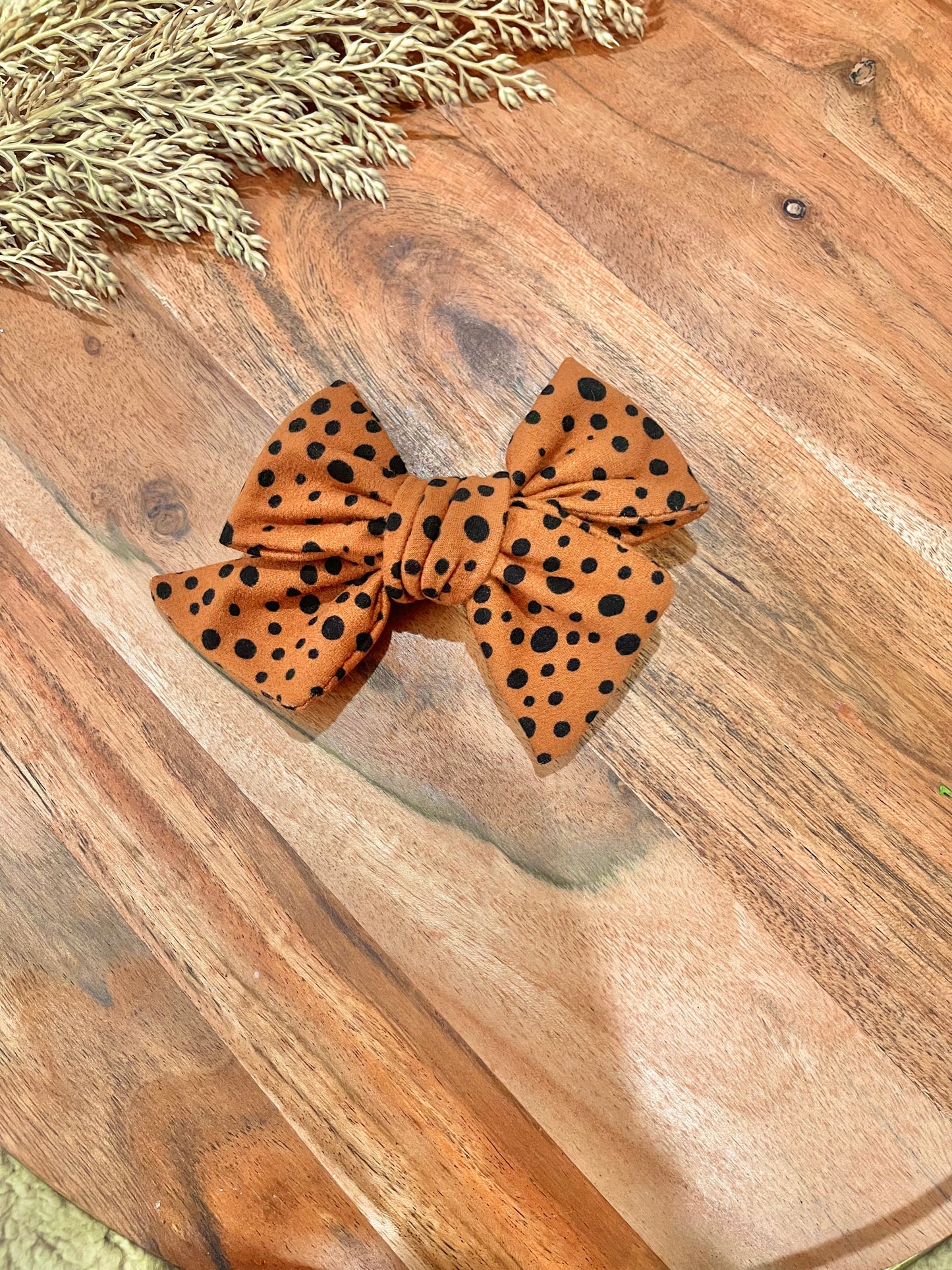 Neutral Dots Claire Bow